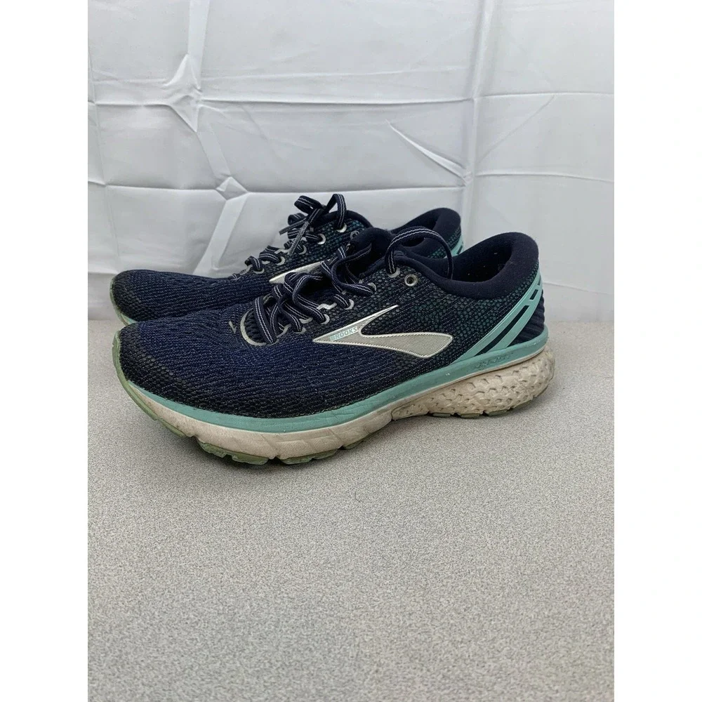 Womens Brooks Ghost 11 Running Athletic Training Shoes 1202771b493 Size 7